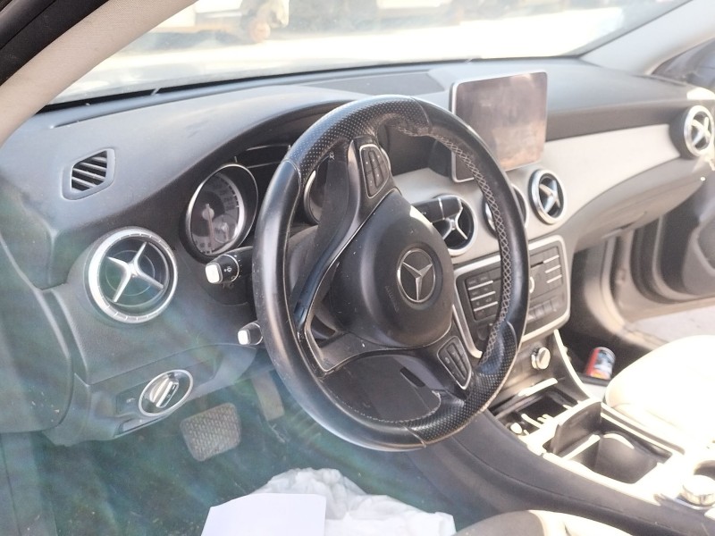 mercedes-benz cla coupé (c117) del año 2016