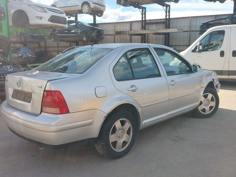 volkswagen bora i (1j2) del año 2000