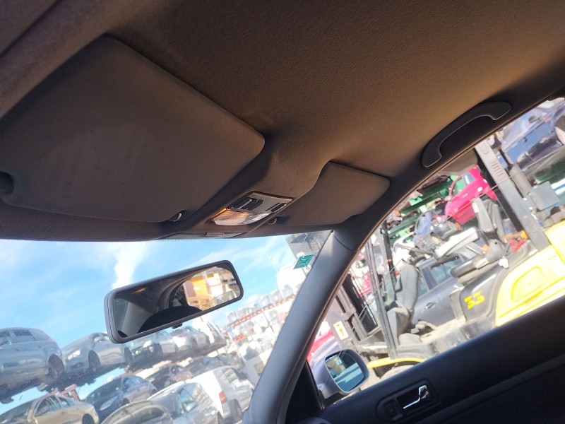 volkswagen bora i (1j2) del año 2000