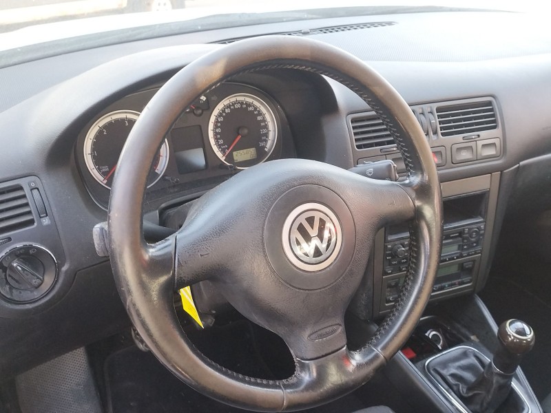 volkswagen bora i (1j2) del año 2000