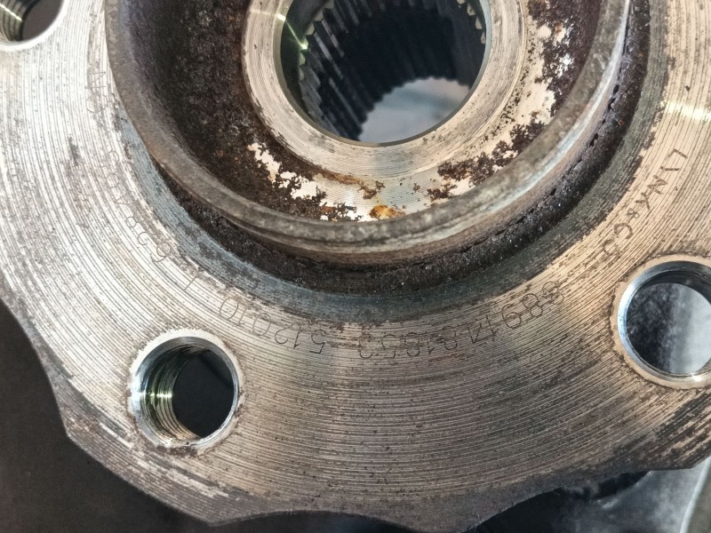 Recambio de mangueta delantera derecha para lynk & co 01 phev referencia OEM IAM   