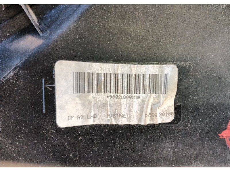 Recambio de salpicadero para peugeot 208 i (ca_, cc_) 1.6 bluehdi 100 referencia OEM IAM   