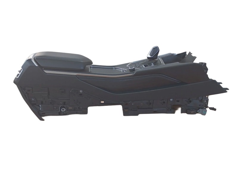 Recambio de apoyabrazos central para lynk & co 01 phev referencia OEM IAM   