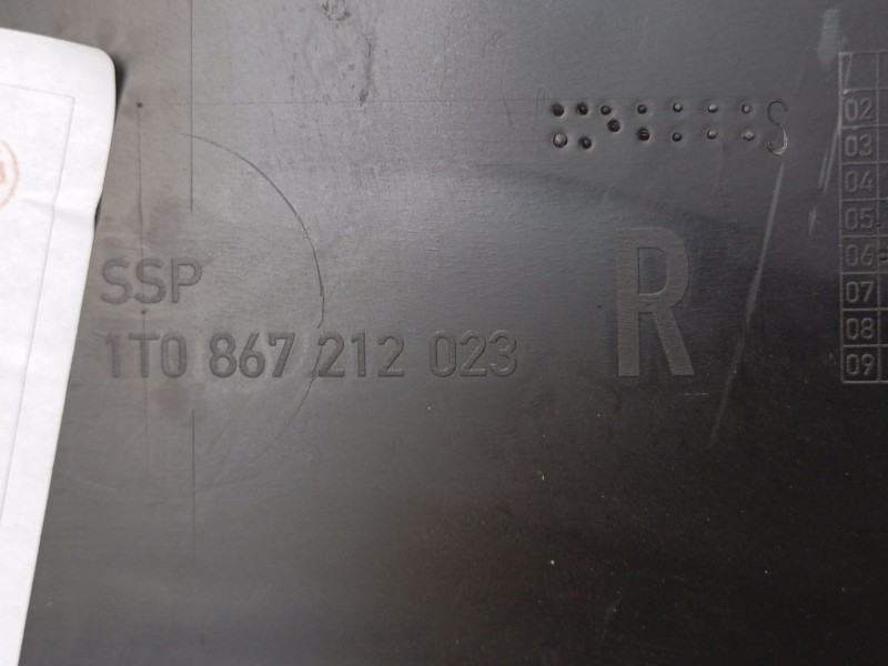 Recambio de guarnecido puerta delantera derecha para volkswagen touran (1t3) 1.6 tdi referencia OEM IAM   