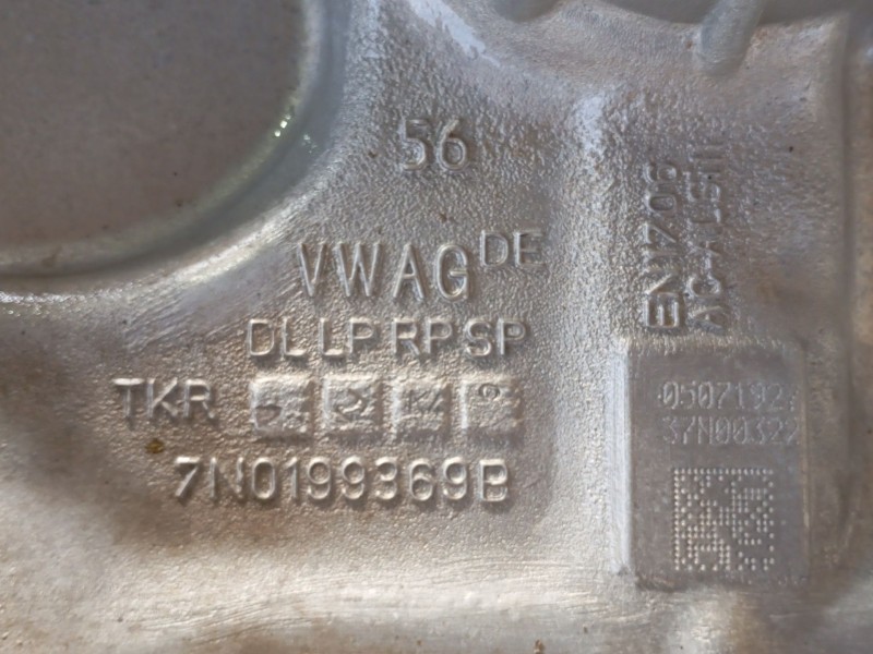 Recambio de puente delantero para seat alhambra (710, 711) 2.0 tdi referencia OEM IAM  7N0199369B 