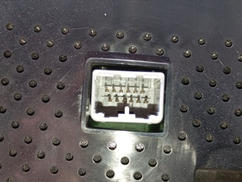 Recambio de pantalla multifuncion para lynk & co 01 phev referencia OEM IAM   