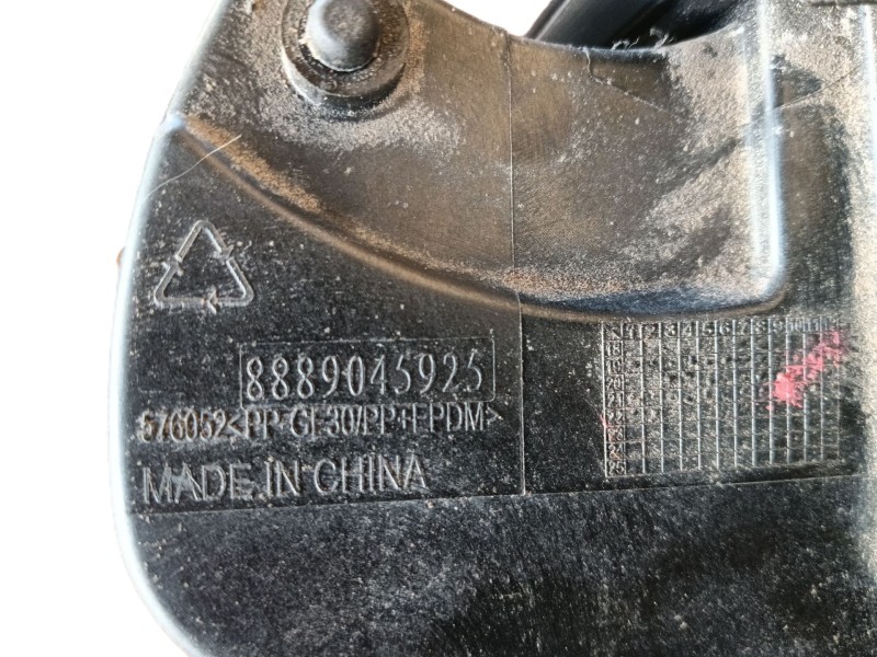 Recambio de tapa exterior combustible para lynk & co 01 phev referencia OEM IAM   