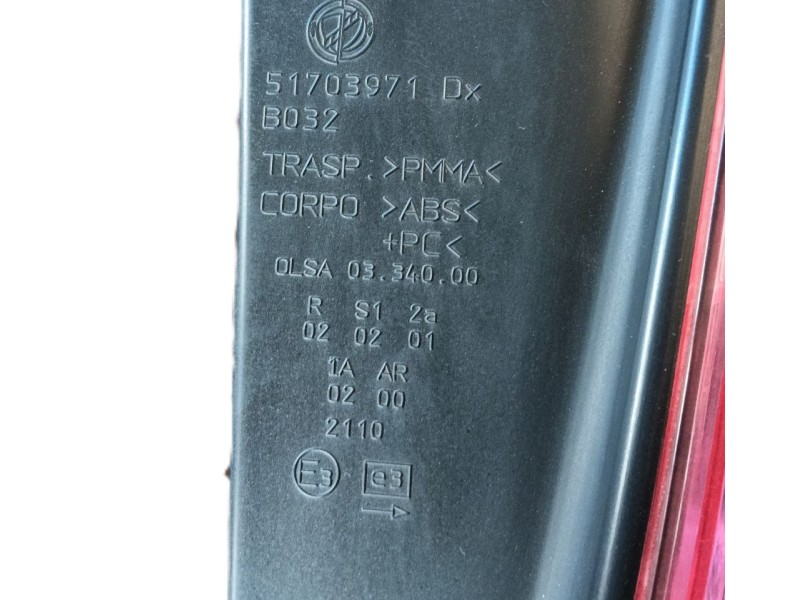 Recambio de piloto trasero derecho para lancia ypsilon (843_) 1.2 (843.axb1a) referencia OEM IAM   