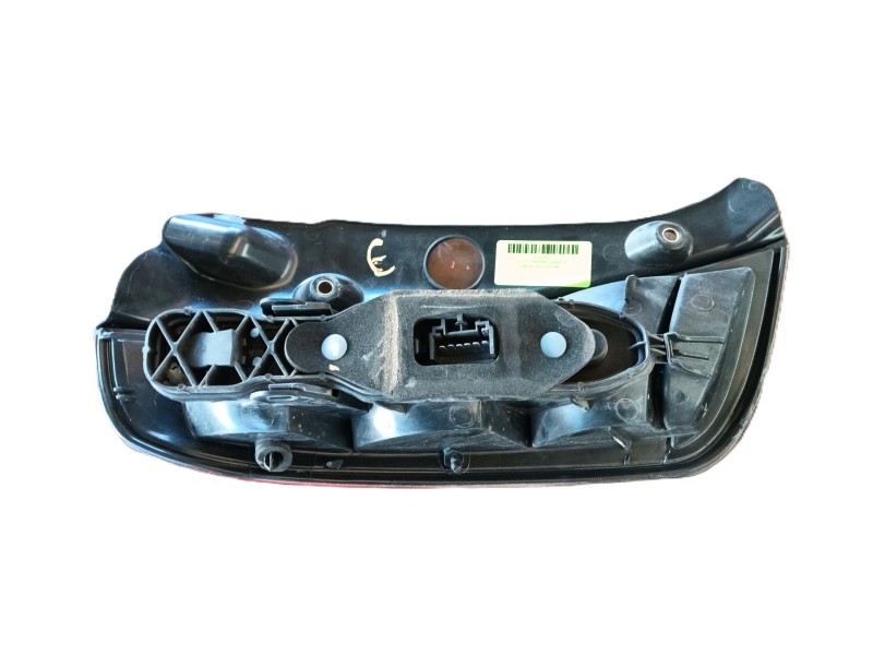 Recambio de piloto trasero derecho para lancia ypsilon (843_) 1.2 (843.axb1a) referencia OEM IAM   