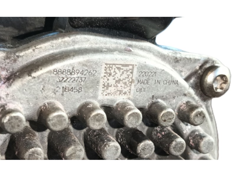 Recambio de bomba agua para lynk & co 01 phev referencia OEM IAM   