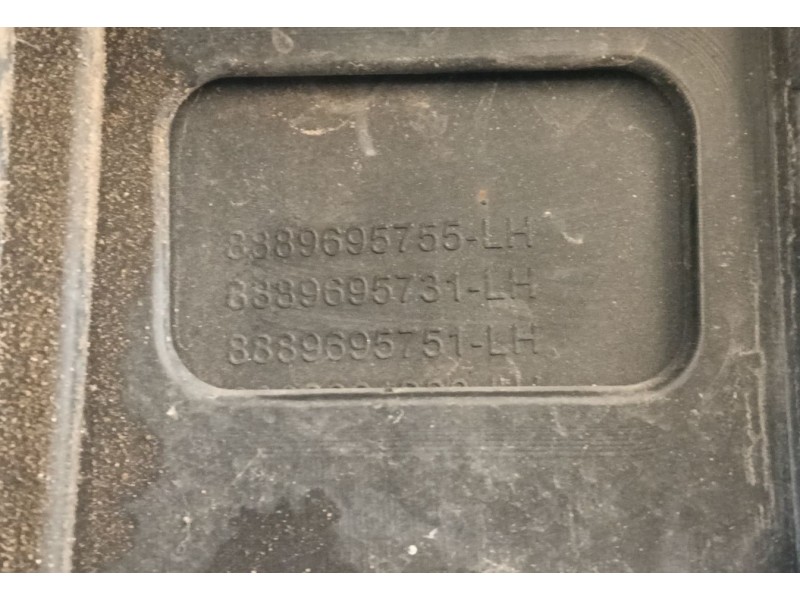 Recambio de aletin delantero izquierdo para lynk & co 01 phev referencia OEM IAM   