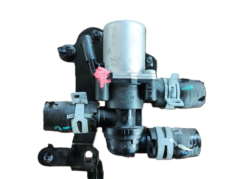 Recambio de valvula intercambio de calefaccion para lynk & co 01 phev referencia OEM IAM   