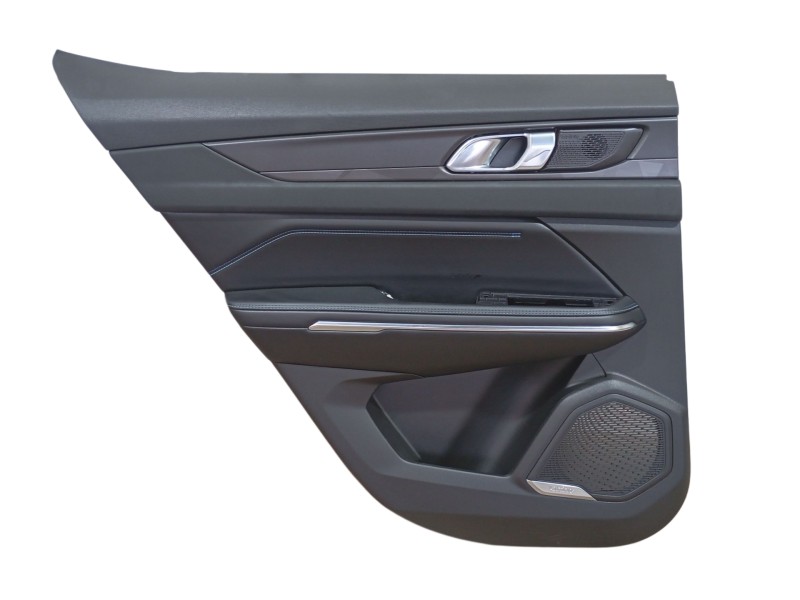 Recambio de guarnecido puerta trasera izquierda para lynk & co 01 phev referencia OEM IAM 8894457653 220322056 