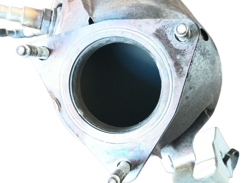 Recambio de catalizador para lynk & co 01 phev referencia OEM IAM   