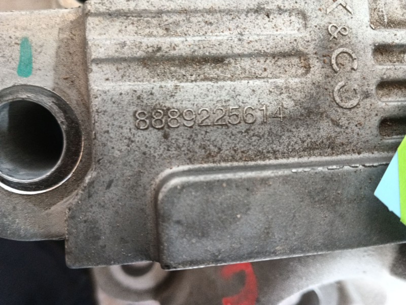 Recambio de soporte motor izquierdo para lynk & co 01 phev referencia OEM IAM   