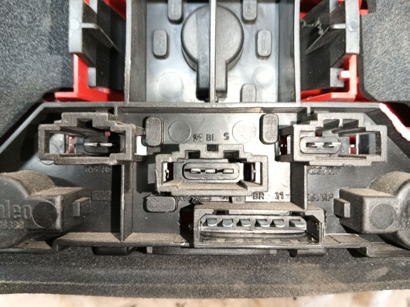 Recambio de piloto trasero derecho para volkswagen golf iv (1j1) 1.6 16v referencia OEM IAM   