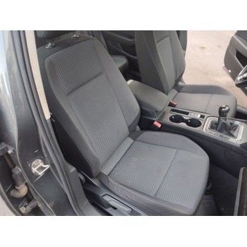 ASIENTO DELANTERO DERECHO 