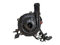 Recambio de bomba agua para lynk & co 01 phev referencia OEM IAM  8888894262  2