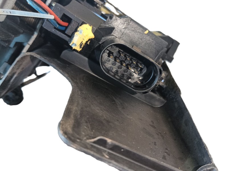 Recambio de cerradura puerta delantera izquierda para audi a4 b6 avant (8e5) 2.5 tdi quattro referencia OEM IAM   