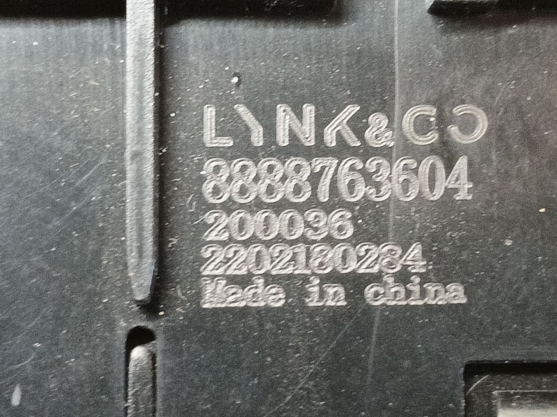 Recambio de regulador altura luces para lynk & co 01 phev referencia OEM IAM   