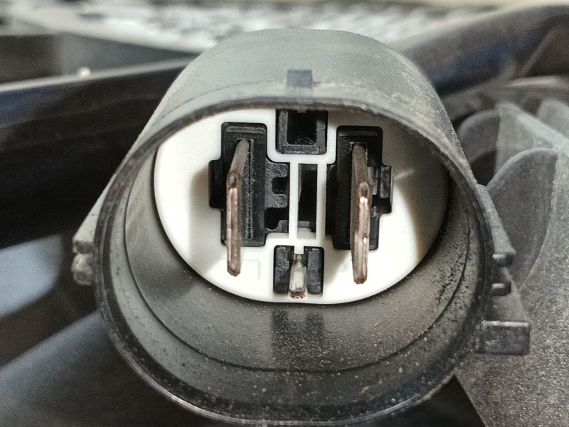 Recambio de electroventilador para lynk & co 01 phev referencia OEM IAM   