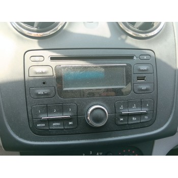 SISTEMA AUDIO / RADIO CD 