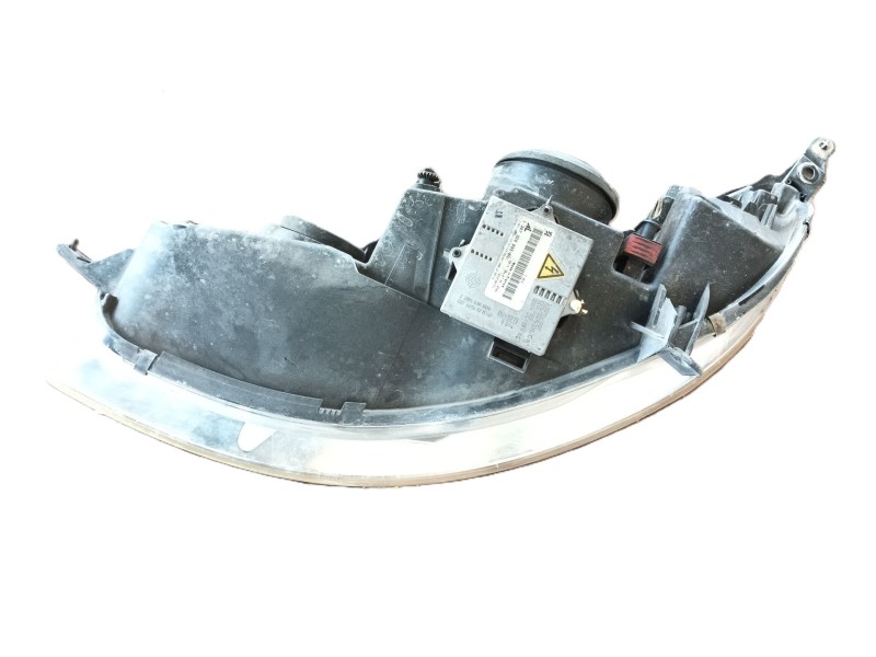 Recambio de faro derecho para peugeot 407 (6d_) 2.0 hdi 135 (6drhrh, 6drhre, 6drhrg, 6drhrj) referencia OEM IAM 620692  