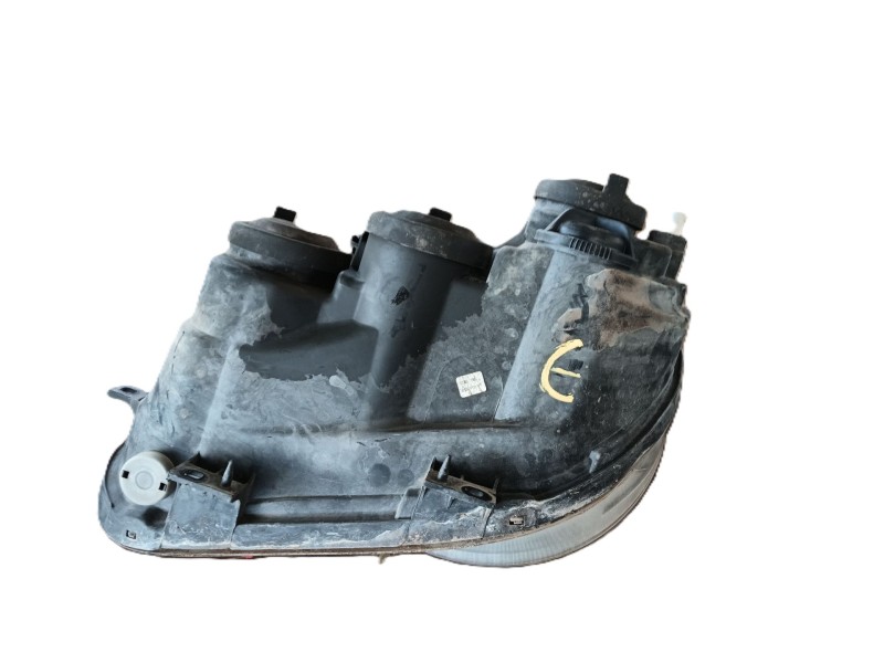 Recambio de faro derecho para volkswagen polo iv (9n_, 9a_) 1.4 tdi referencia OEM IAM   