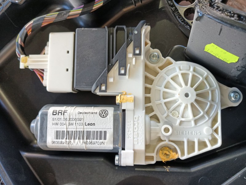 Recambio de elevalunas trasero izquierdo para seat leon (1p1) 1.9 tdi referencia OEM IAM   