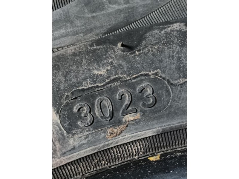 Recambio de neumatico para » otros... modelos referencia OEM IAM   