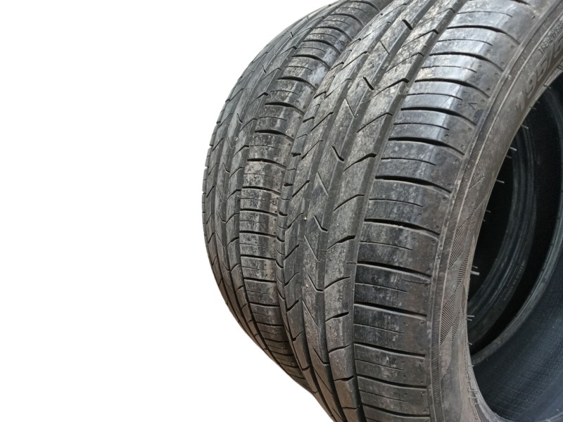 Recambio de neumatico para » otros... modelos referencia OEM IAM 195/50 R15 82V 2 KUMHO