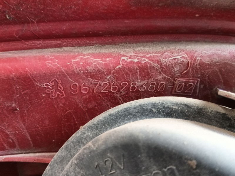 Recambio de piloto trasero derecho para peugeot 208 i (ca_, cc_) 1.4 hdi referencia OEM IAM   