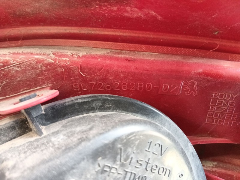 Recambio de piloto trasero izquierdo para peugeot 208 i (ca_, cc_) 1.4 hdi referencia OEM IAM   