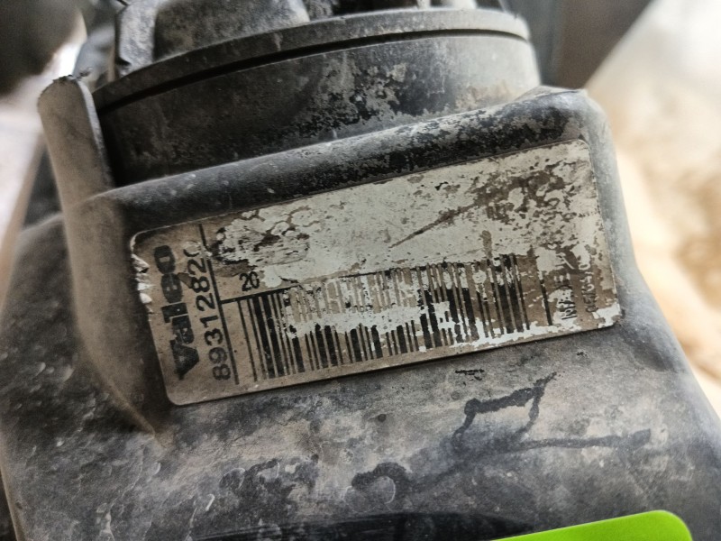 Recambio de faro derecho para opel corsa c (x01) 1.7 dti (f08, f68) referencia OEM IAM 9196232  89312820