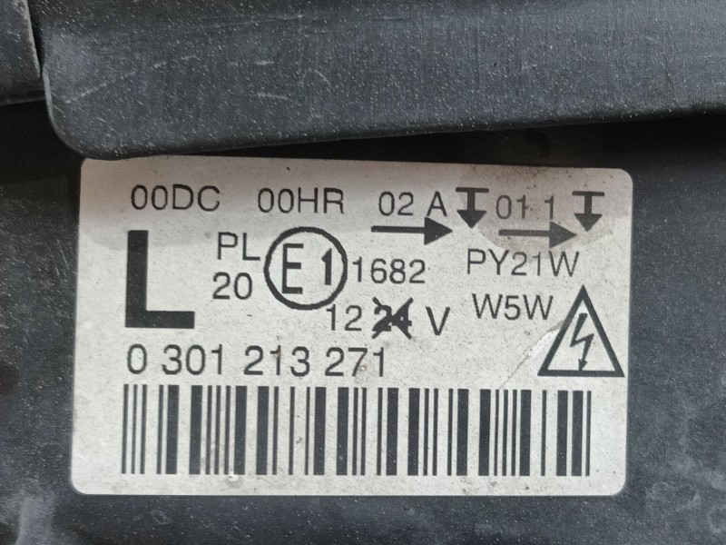 Recambio de faro derecho para peugeot 407 (6d_) 2.0 hdi 135 (6drhrh, 6drhre, 6drhrg, 6drhrj) referencia OEM IAM   