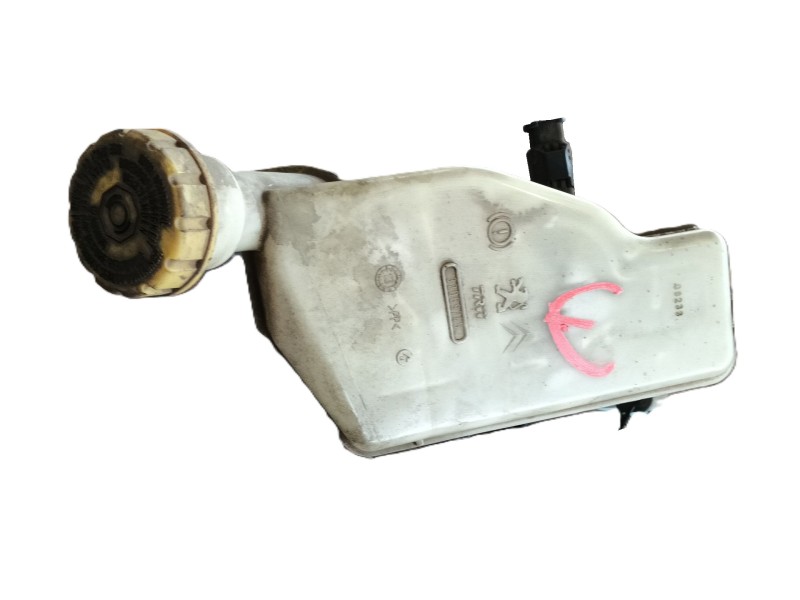 Recambio de bomba freno para peugeot 208 i (ca_, cc_) 1.4 hdi referencia OEM IAM   