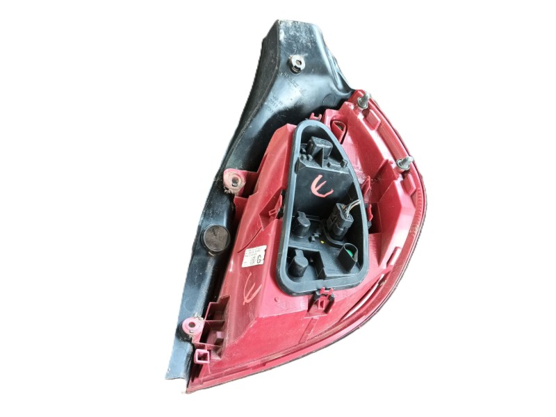 Recambio de piloto trasero izquierdo para renault clio iii (br0/1, cr0/1) 1.2 16v (br02, br0j, br11, cr02, cr0j, cr11) referenci