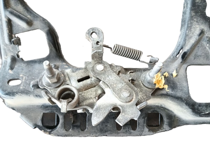 Recambio de cerradura capot para peugeot 208 i (ca_, cc_) 1.6 bluehdi 100 referencia OEM IAM   