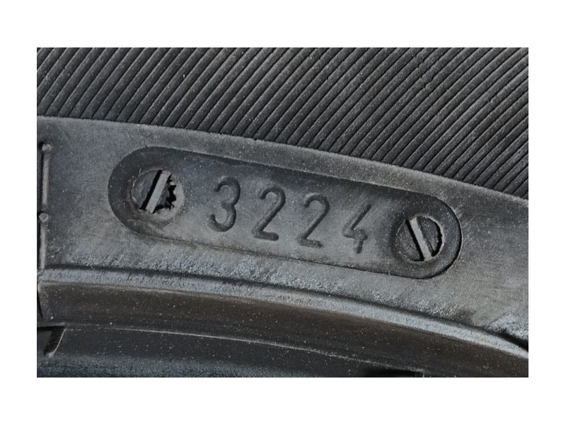 Recambio de neumatico para » otros... modelos referencia OEM IAM   