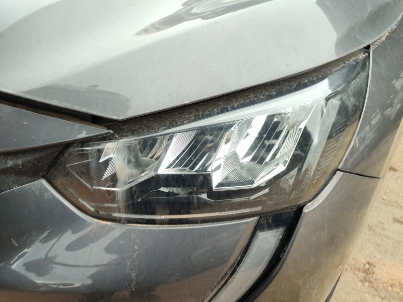 Recambio de faro izquierdo para peugeot 208 ii (ub_, up_, uw_, uj_) 1.2 puretech 100 referencia OEM IAM 9833036380  