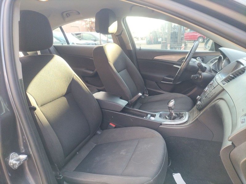 opel insignia a sports tourer (g09) del año 2012