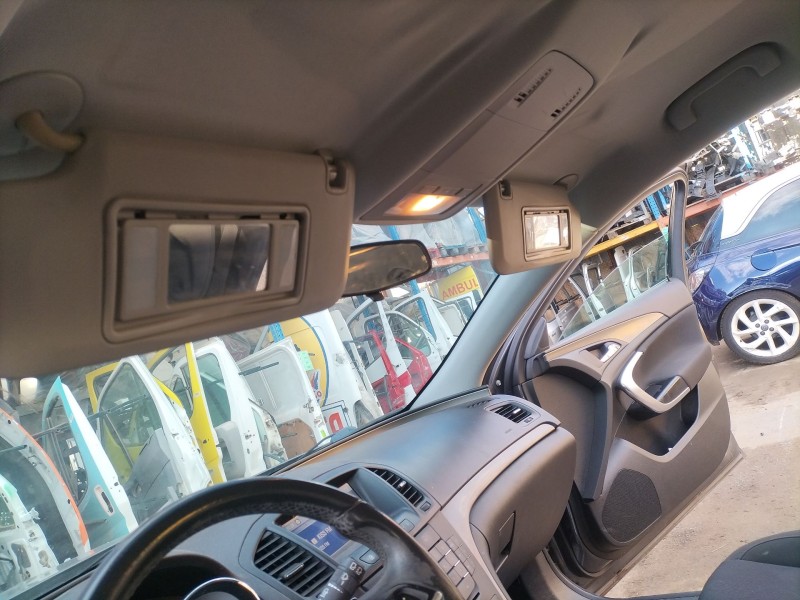 opel insignia a sports tourer (g09) del año 2012