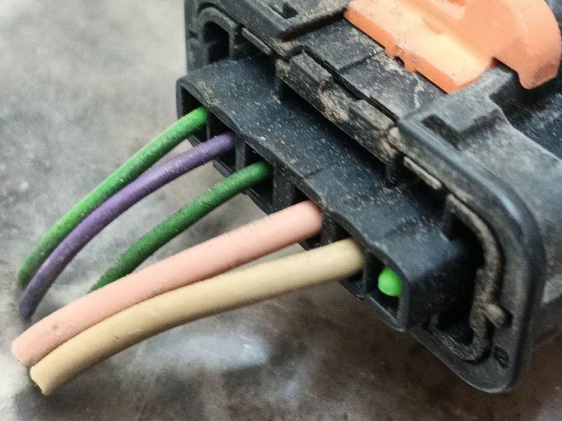 Recambio de cerradura puerta delantera derecha para peugeot 208 i (ca_, cc_) 1.4 hdi referencia OEM IAM 9688079980 40647192 