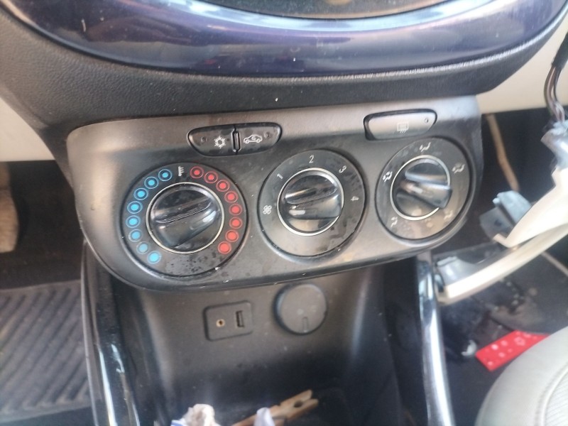 opel adam (m13) del año 2013