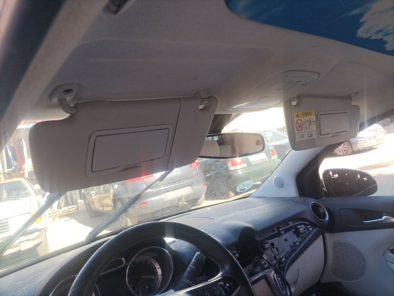 opel adam (m13) del año 2013