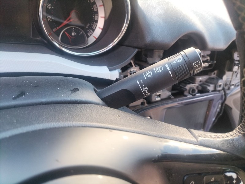 opel adam (m13) del año 2013