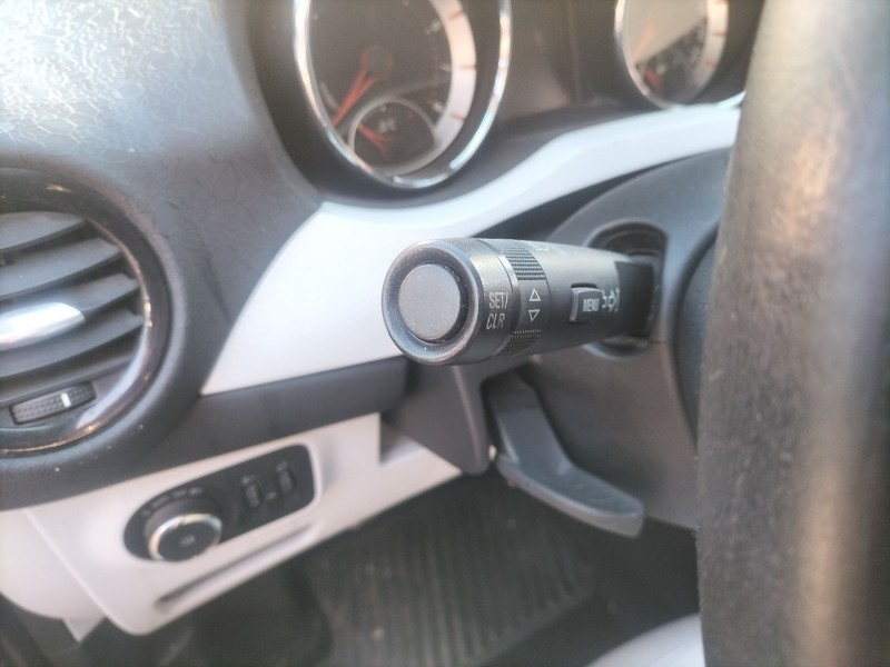 opel adam (m13) del año 2013