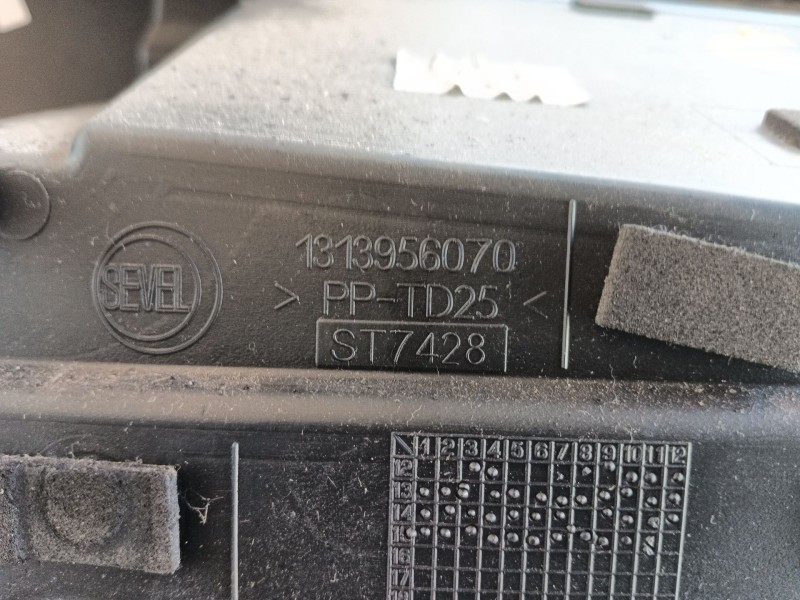 Recambio de guantera para fiat ducato caja/chasis (250_) 115 multijet 2,0 d referencia OEM IAM   