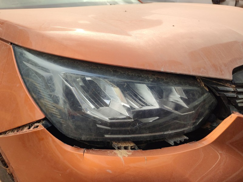 Recambio de faro derecho para peugeot 2008 ii (ud_, us_, uy_, uj_, ur_, uc_) 1.2 puretech 130 referencia OEM IAM 9833036180  