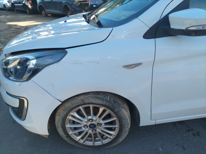 Recambio de aleta delantera izquierda para ford ka+ iii (uk, fk) 1.2 referencia OEM IAM   